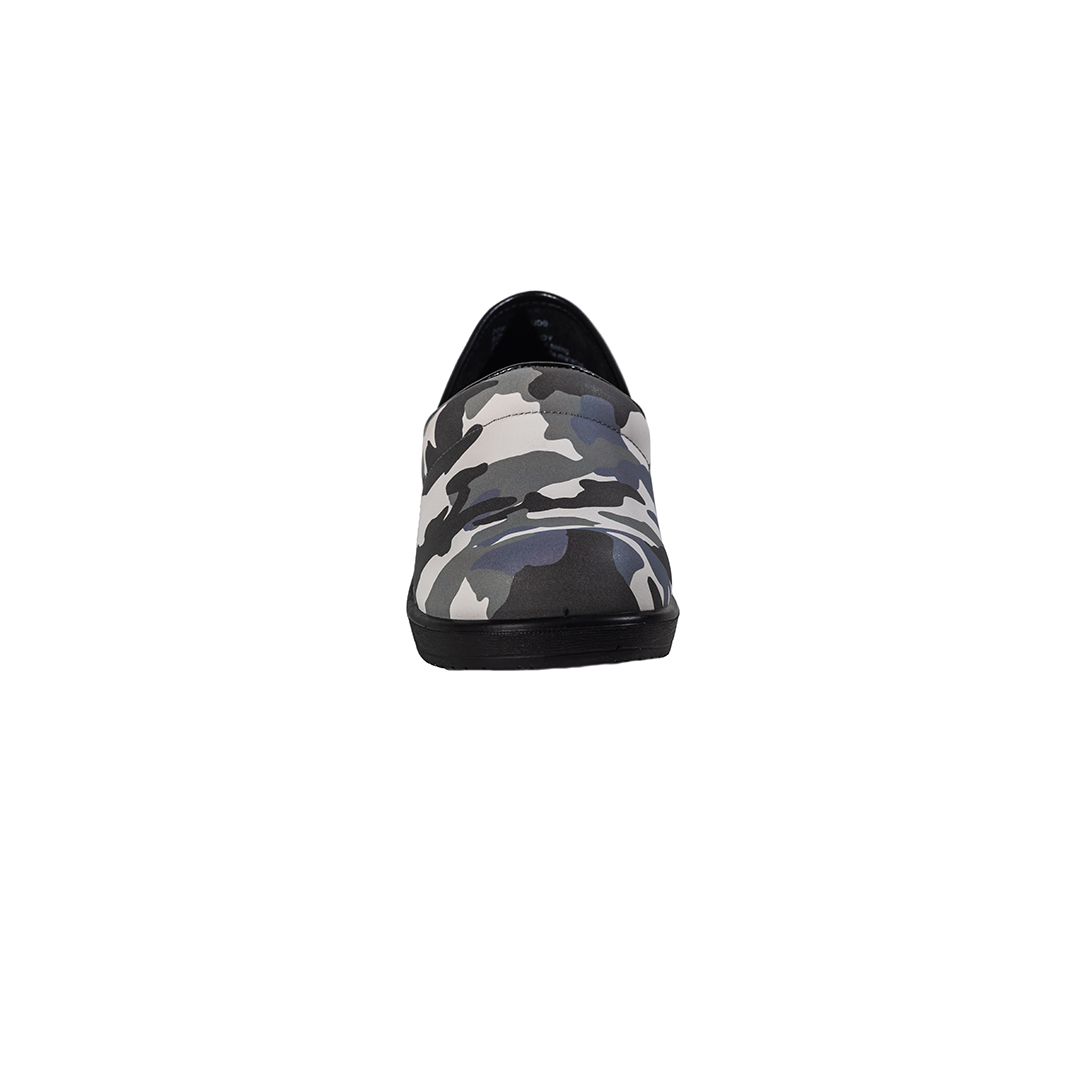 Brandy Nursing Shoe in Blue Camo - Image 4
