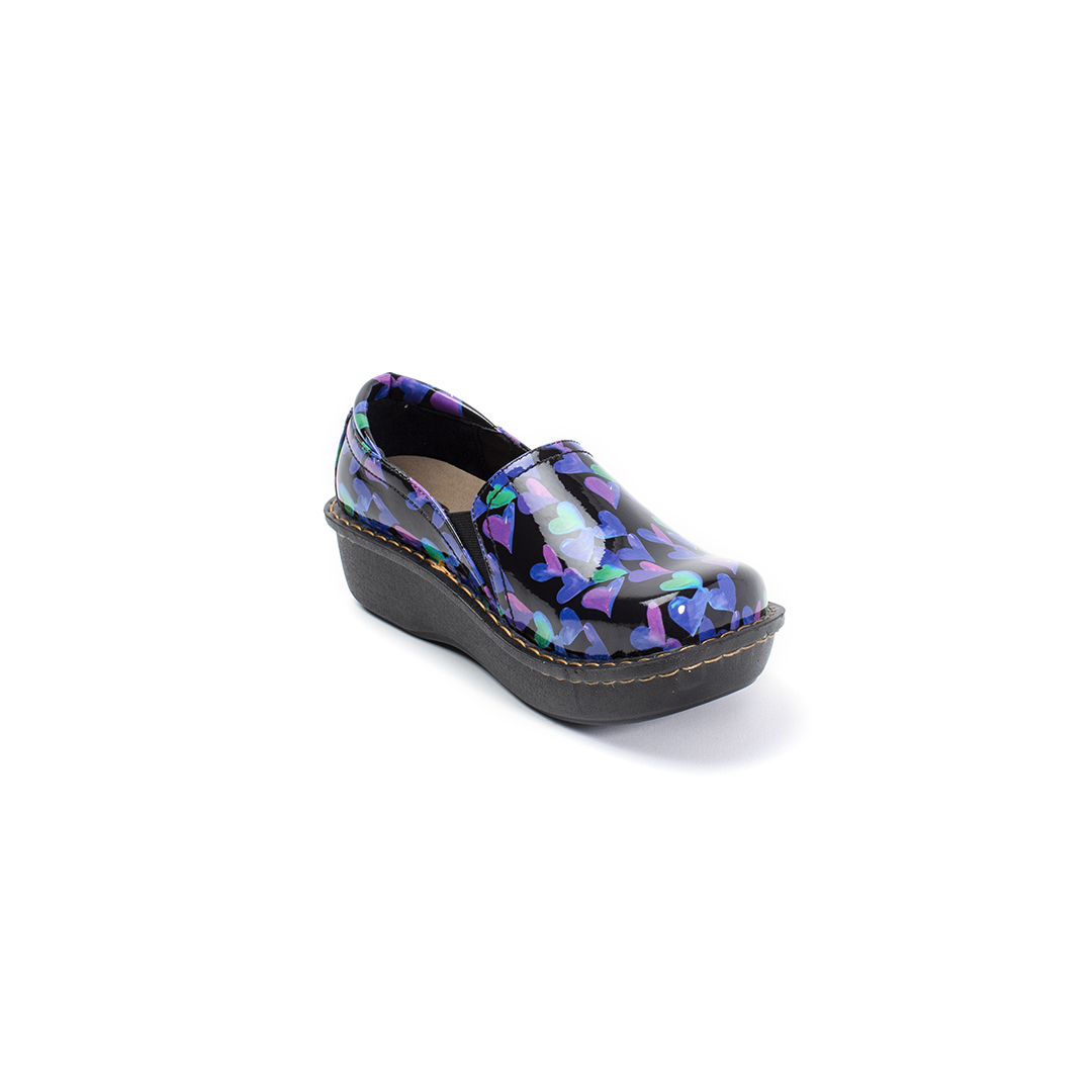Ducky Nursing Shoe in Hearts
