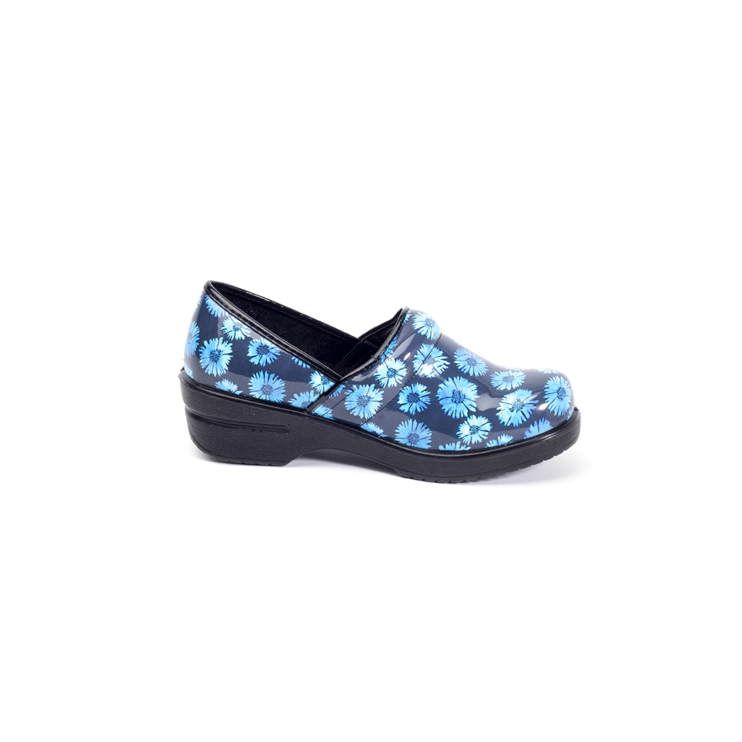 Brandy Nursing Shoe in Blue M - Image 3