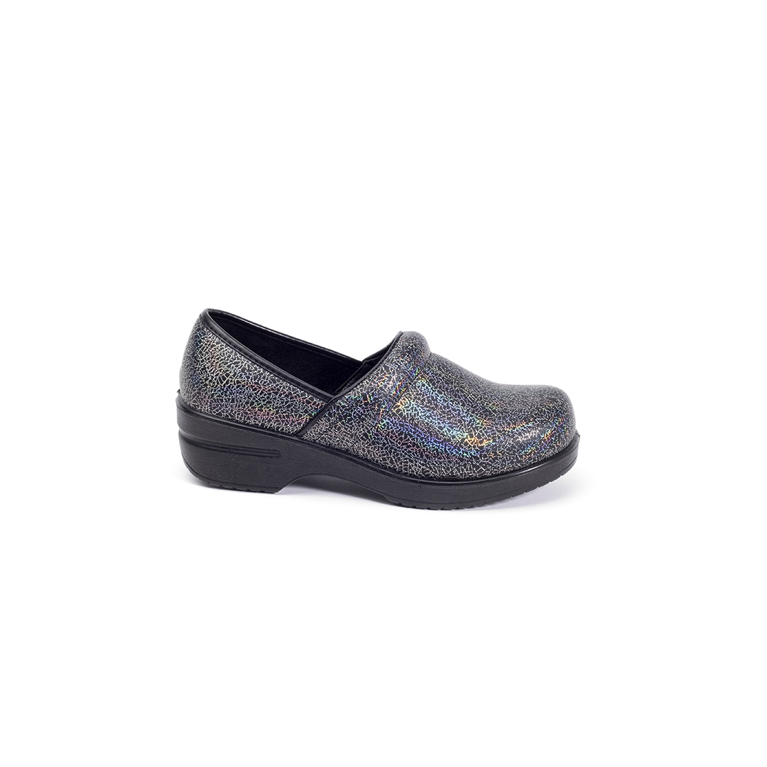 Brandy Nursing Shoe in Neo Chrome - Image 3