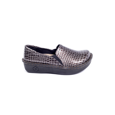 Ducky Nursing Shoe in Pewter Crocco - Image 4