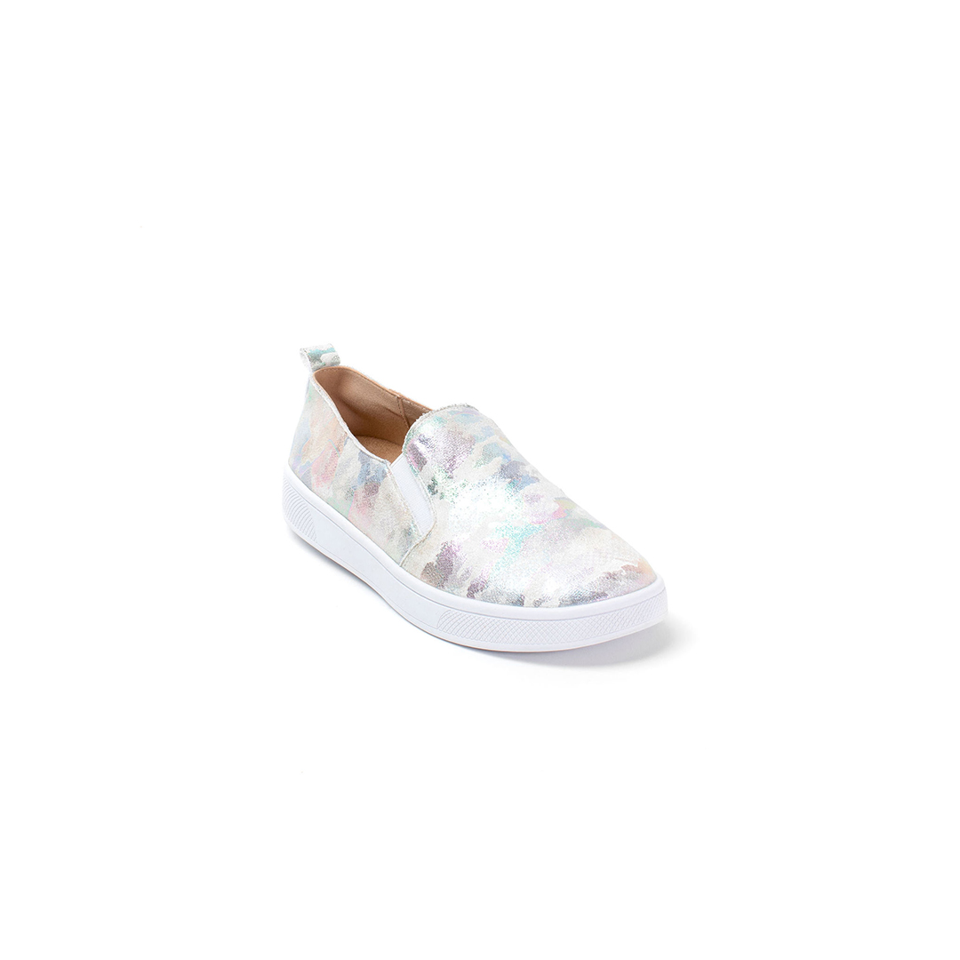 SN_VannaCamofront_MG Vanna Nursing Shoe in Camo
