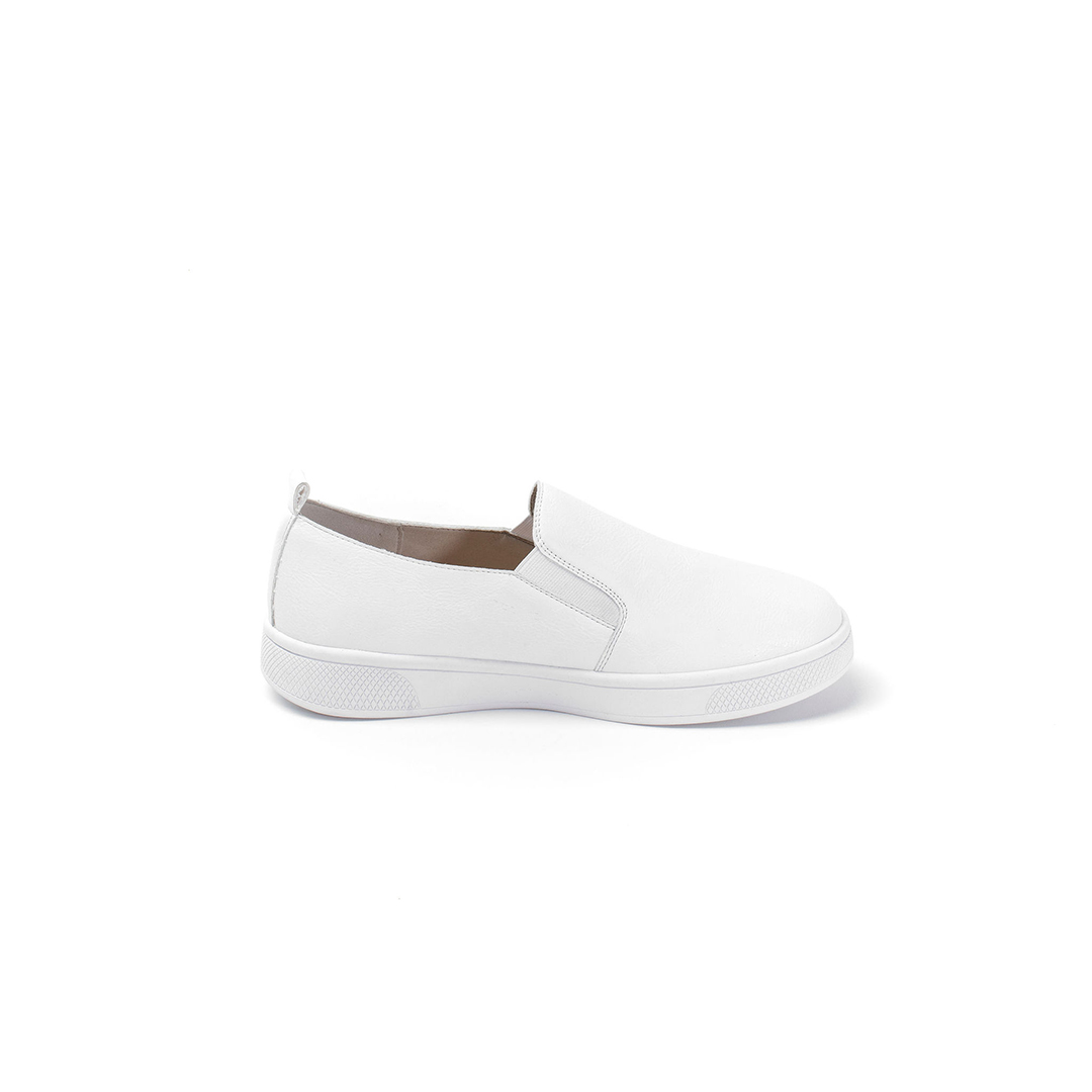 Vanna Nursing Shoe in White - Image 4