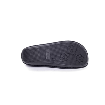 Ducky Nursing Shoe in Silver Plaid - Image 3